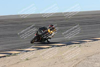 media/Oct-26-2025-Race Pace (Sun) [[c1447ca738]]/Non Verified (1st 20 Minutes of every Hour)/1-Bowl (915am)/